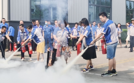 貫徹消防法規，落實消防責任—布洛爾公司舉行夏季消防演練活動